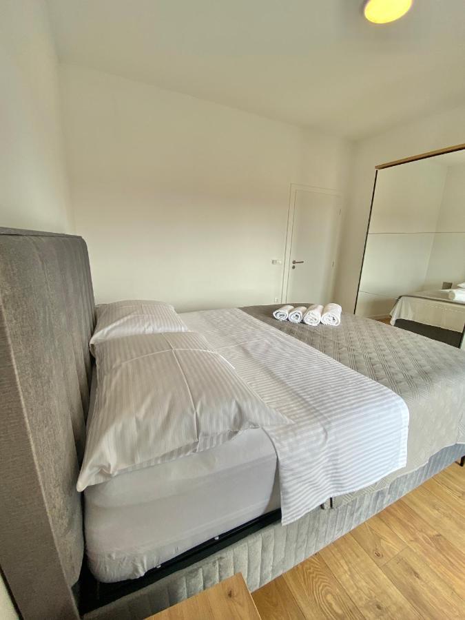 Apartment West