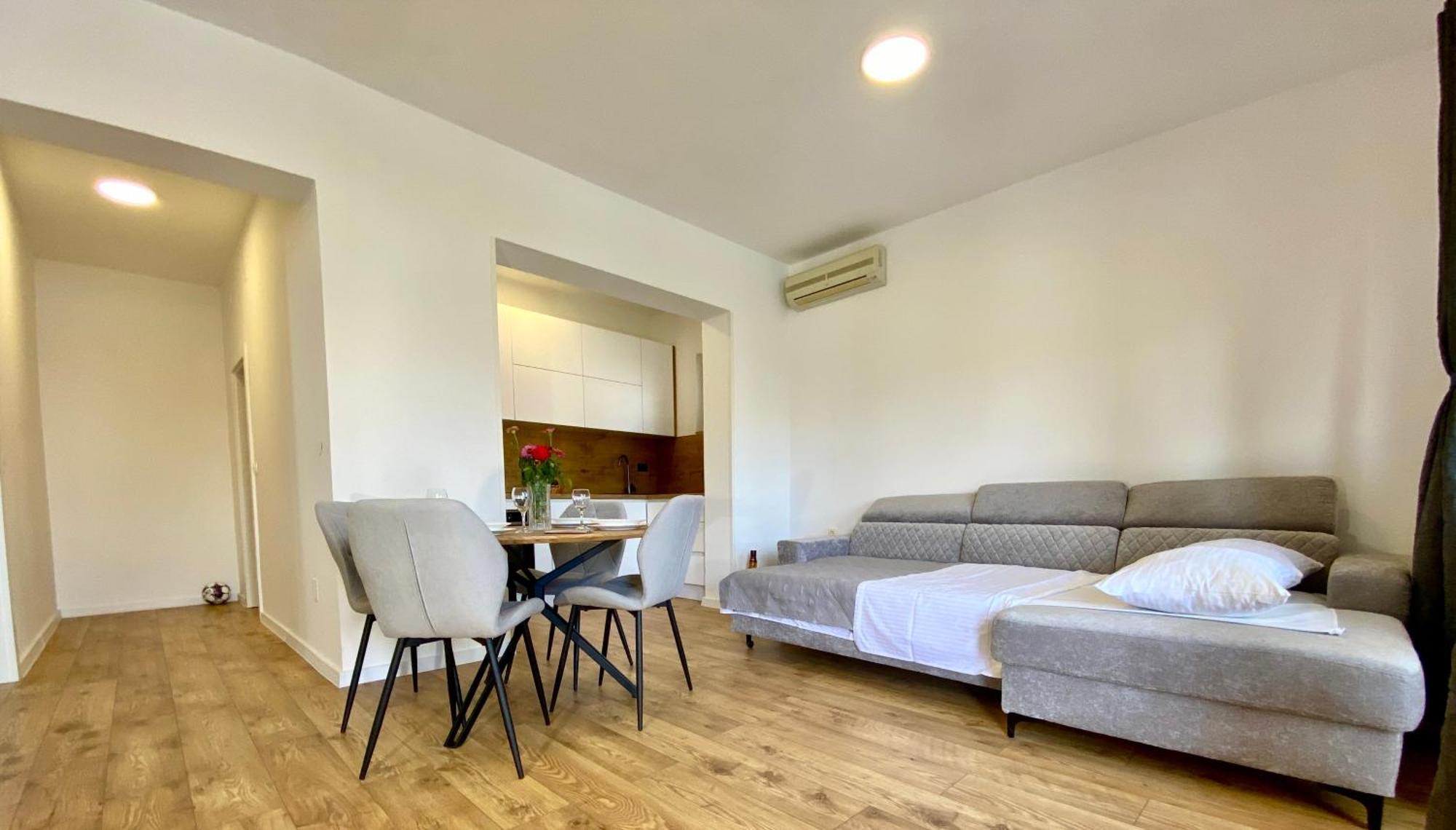 West Apartment *